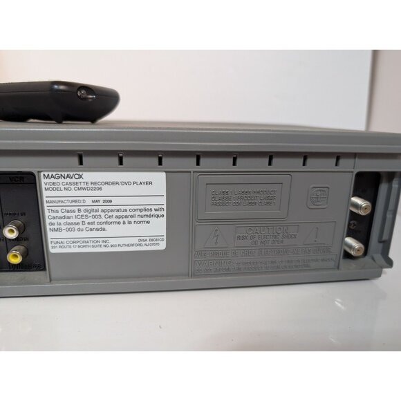 Magnavox CMWD-2206 DVD Player - Picture 6 of 6